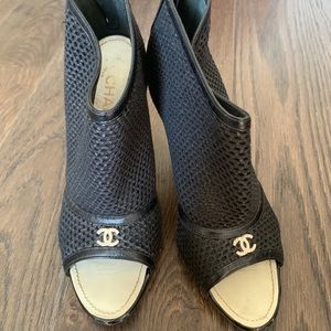 Chanel shoes size 8.5